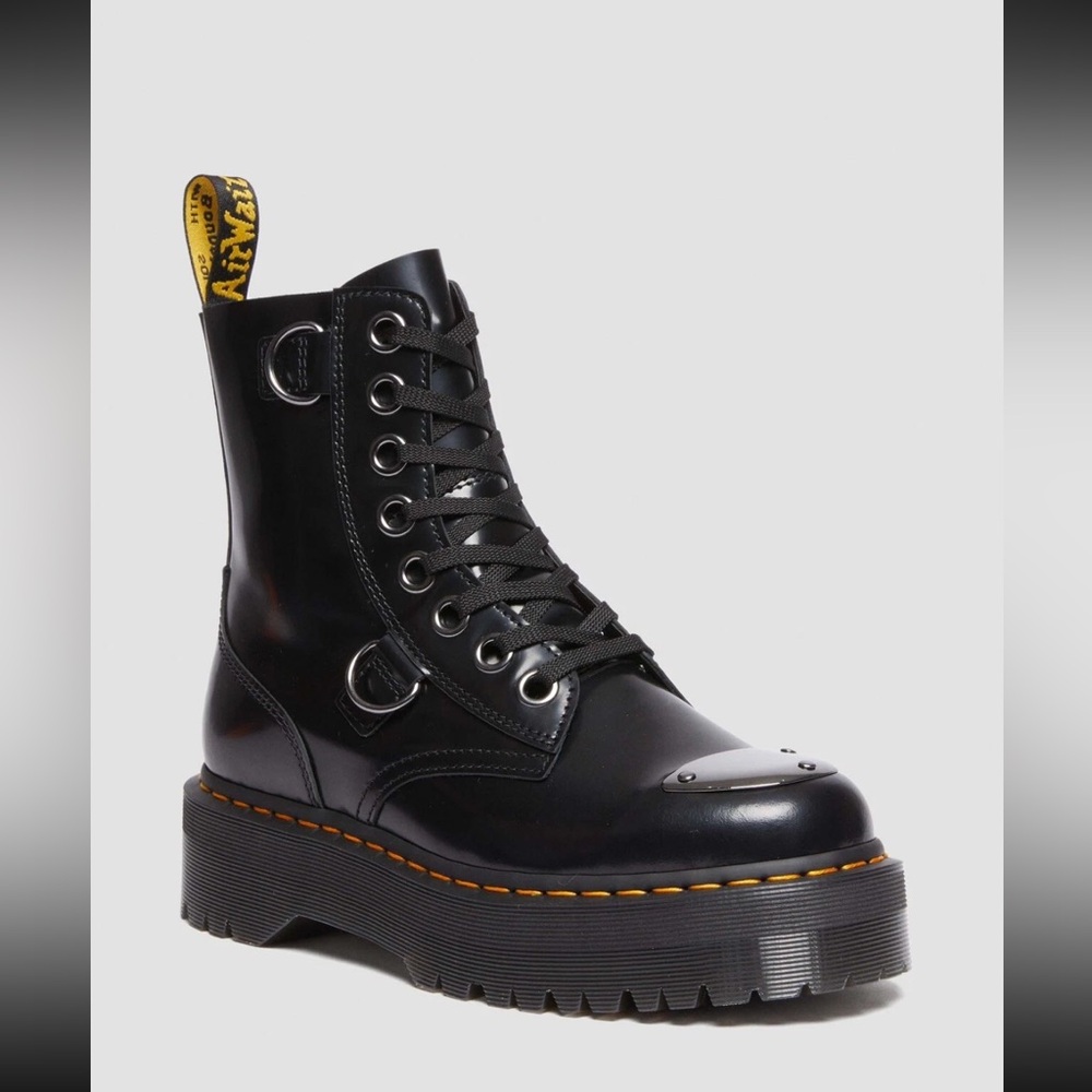 NWOB Dr. Marten Women’s Jadon Buttero Leather Ridged-Platform Boots Metal size 6